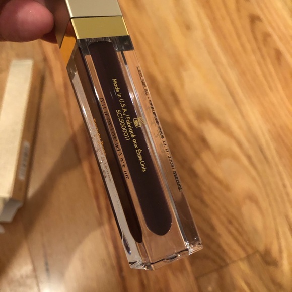 Stila lipgloss 5/$25 - Picture 5 of 5